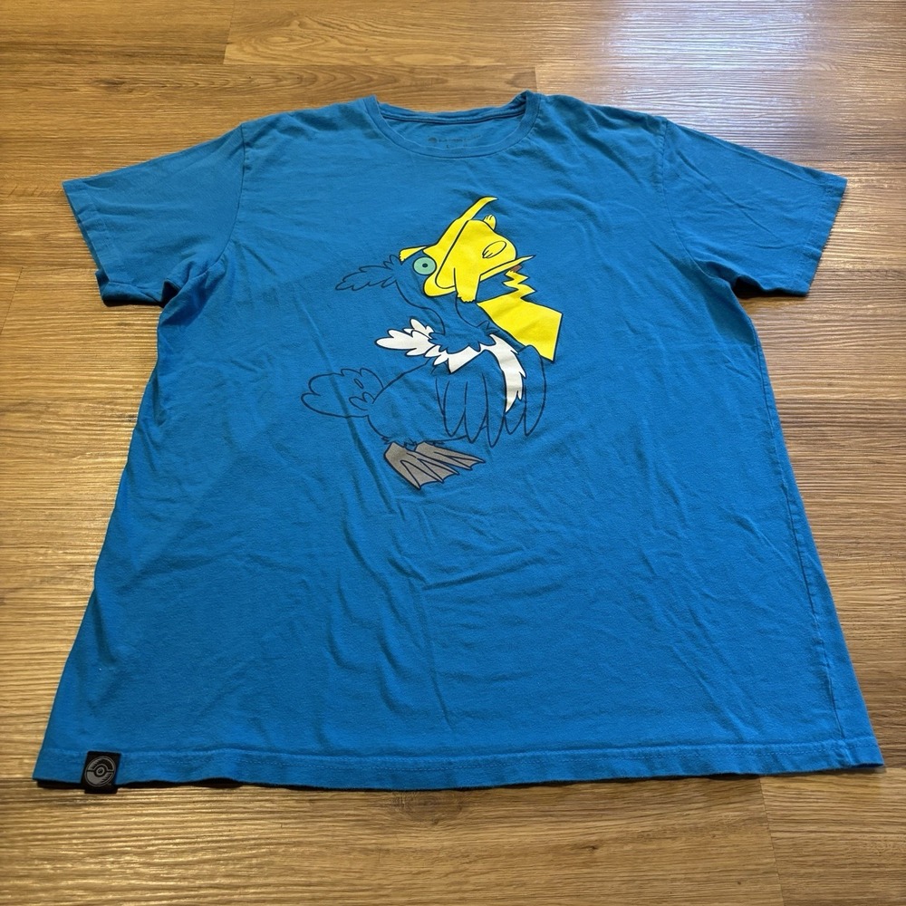 Pokemon Center Cramorant Gourging Form T-shirt L Fits Medium Cobalt Blue Pikachu